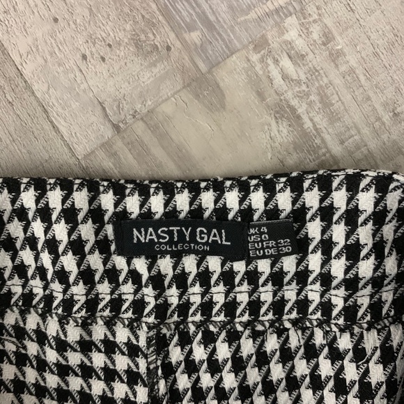 NastyGal Houndstooth Pants - Picture 6 of 6